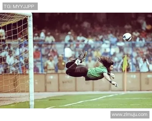 足球明星解说时的搞笑瞬间大集合让你捧腹大笑的精彩图片分享 足球明星解说时的搞笑瞬间大集合让你捧腹大笑的精彩图片分享