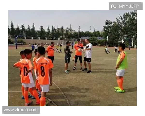 天朗足球成都助力青少年成长打造足球梦想的摇篮与未来之星