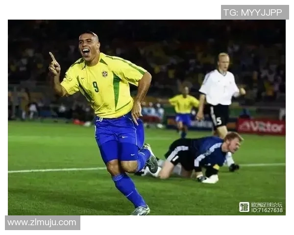 足球银球的荣耀与梦想如何激励年轻一代追逐绿茵场上的辉煌成就